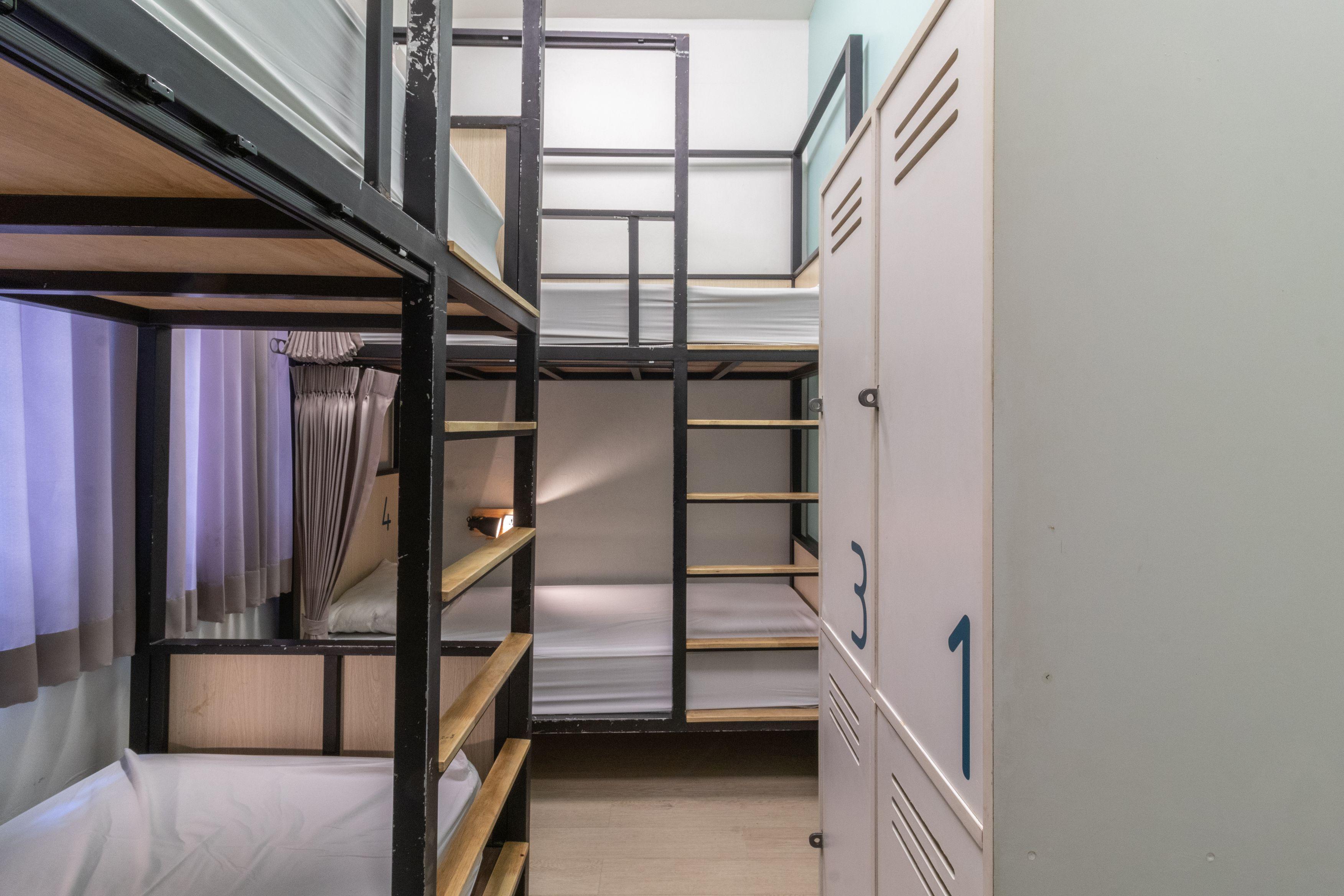 Bunny Burrow Hostel Бангкок Екстер'єр фото