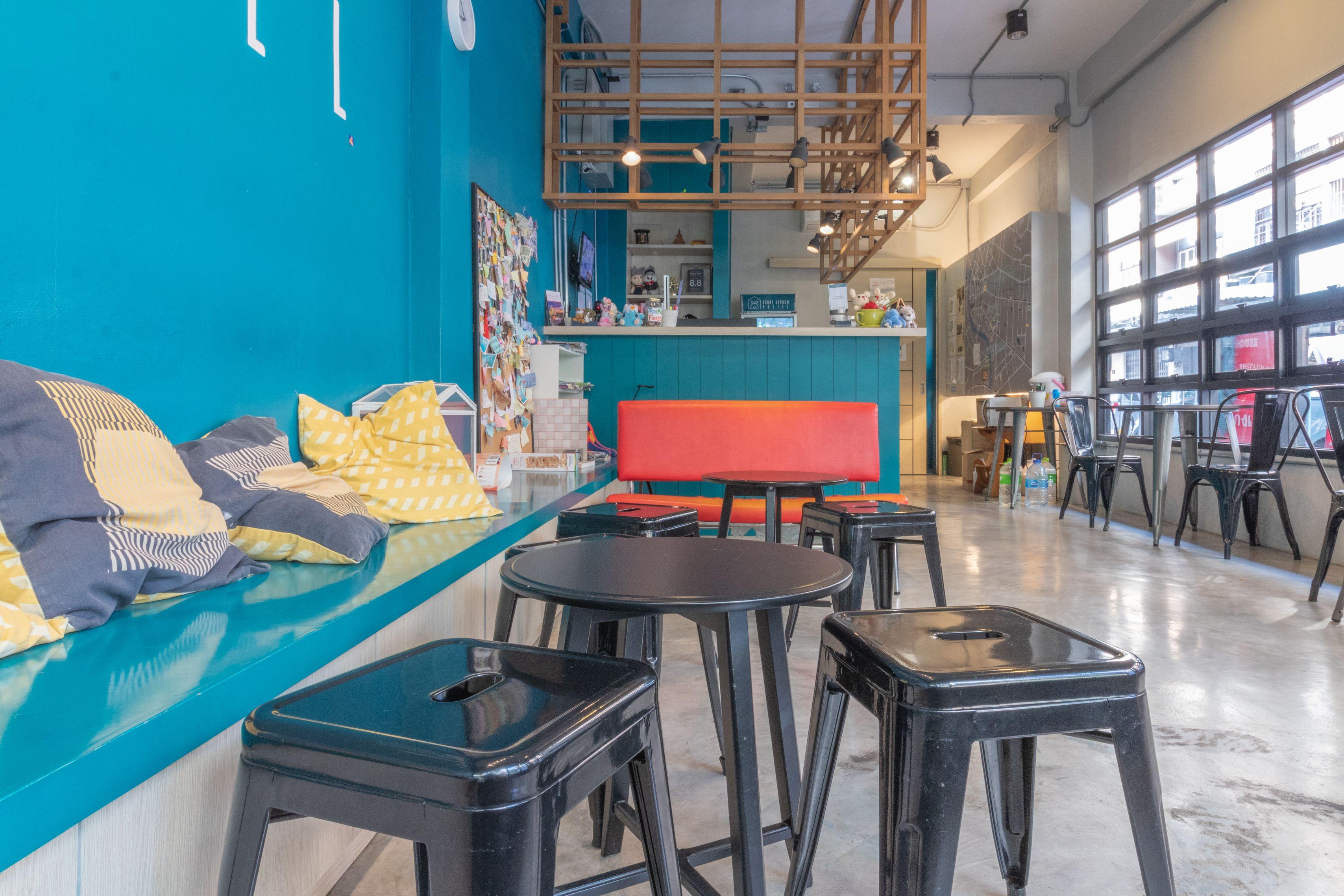 Bunny Burrow Hostel Бангкок Екстер'єр фото