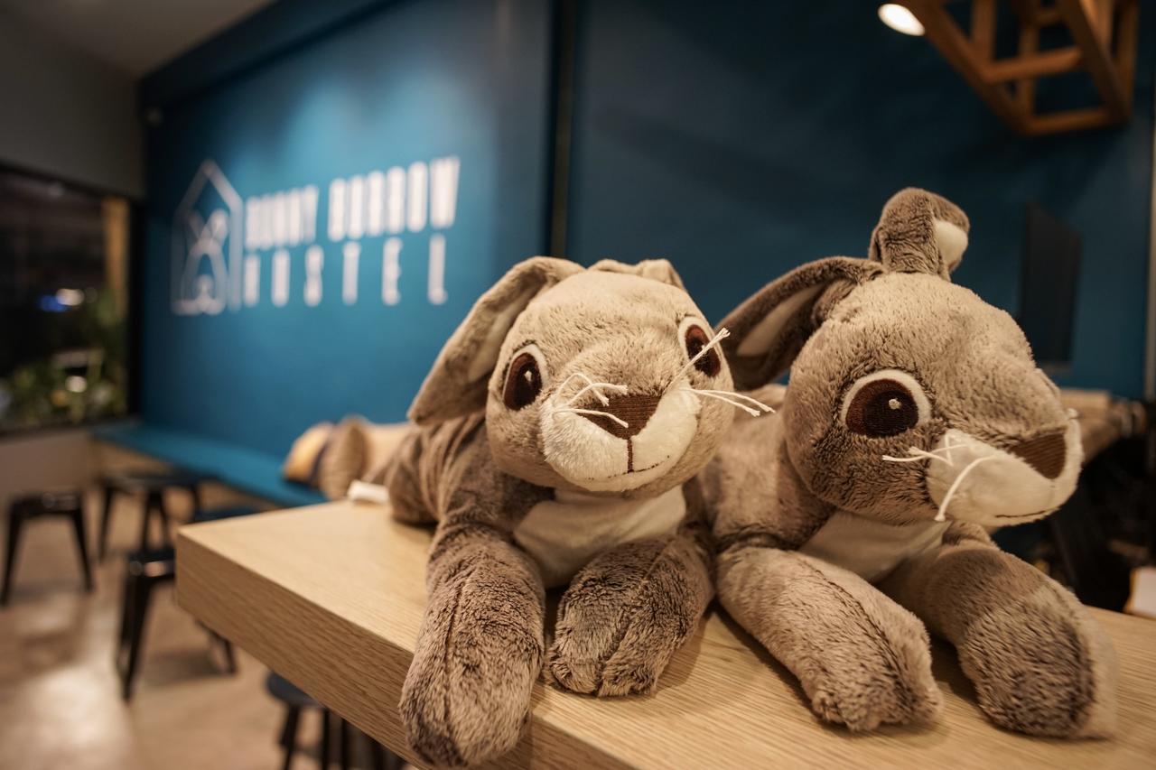 Bunny Burrow Hostel Бангкок Екстер'єр фото