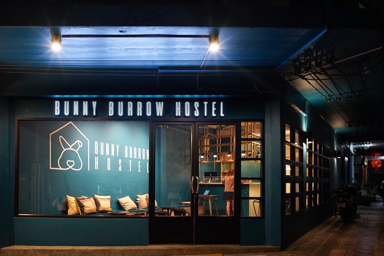 Bunny Burrow Hostel Бангкок Екстер'єр фото