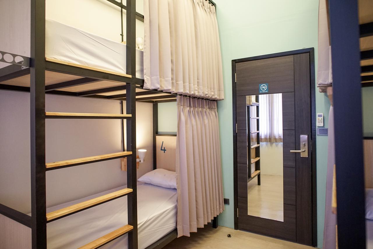 Bunny Burrow Hostel Бангкок Екстер'єр фото